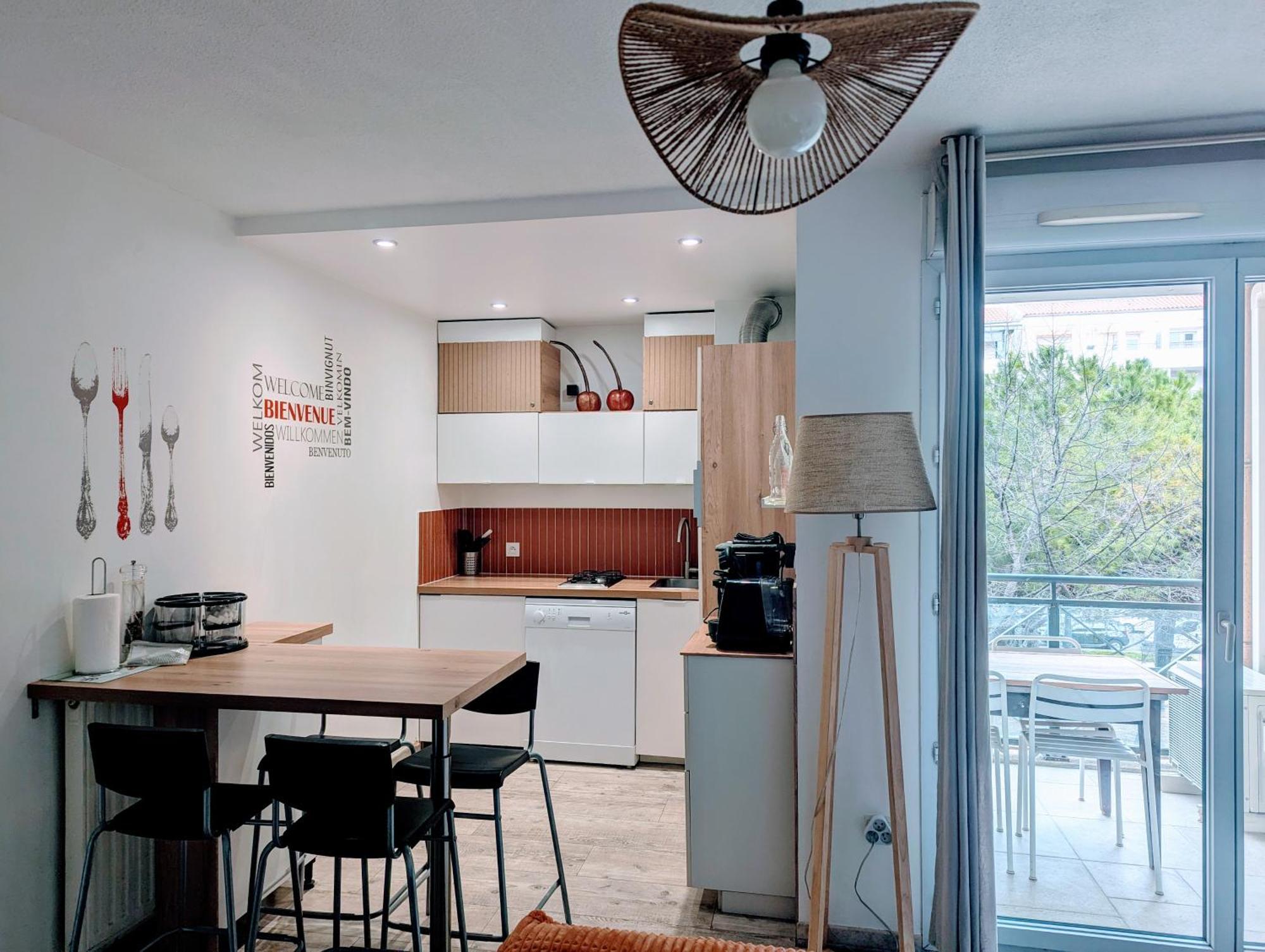 Ferienwohnung F2 garage box WiFi terasse clim Gare Fac Eco Richter Montpellier Exterior foto